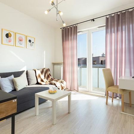 Metro Bielany Apartments By Noclegi Renters Warsaw Exterior photo