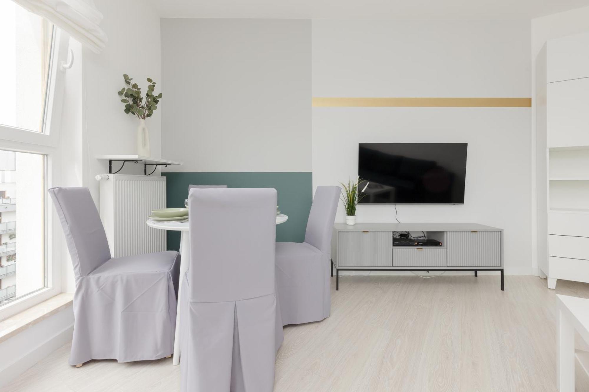 Metro Bielany Apartments By Noclegi Renters Warsaw Exterior photo